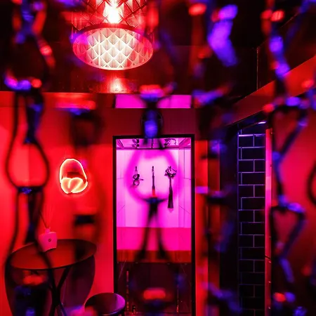 Апартаменты Nuit Sauvage - Pour Fantasmes Realises *